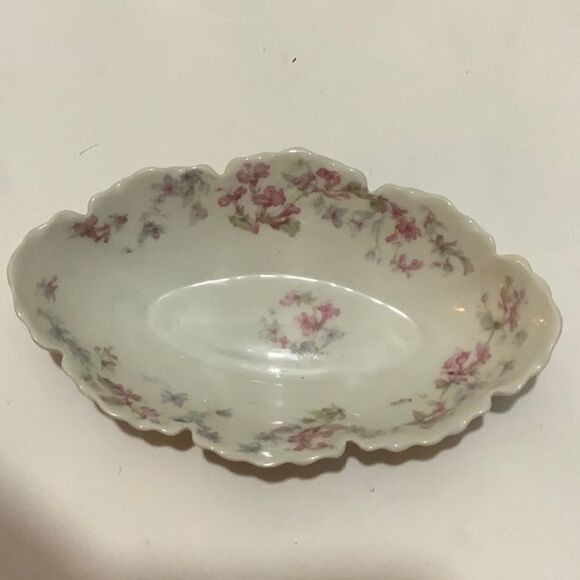 Antique Haviland Limoges Double Scalloped Edge Tray small Pink Flowers 8x4.5” B1 - Picture 5 of 5